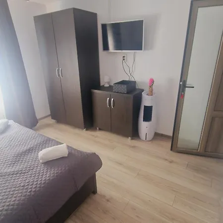 Casa Ava Feriehus Două Mai