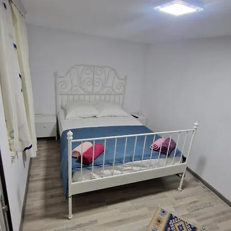 Casa Ava * Două Mai