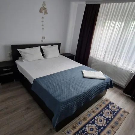 Casa Ava Două Mai